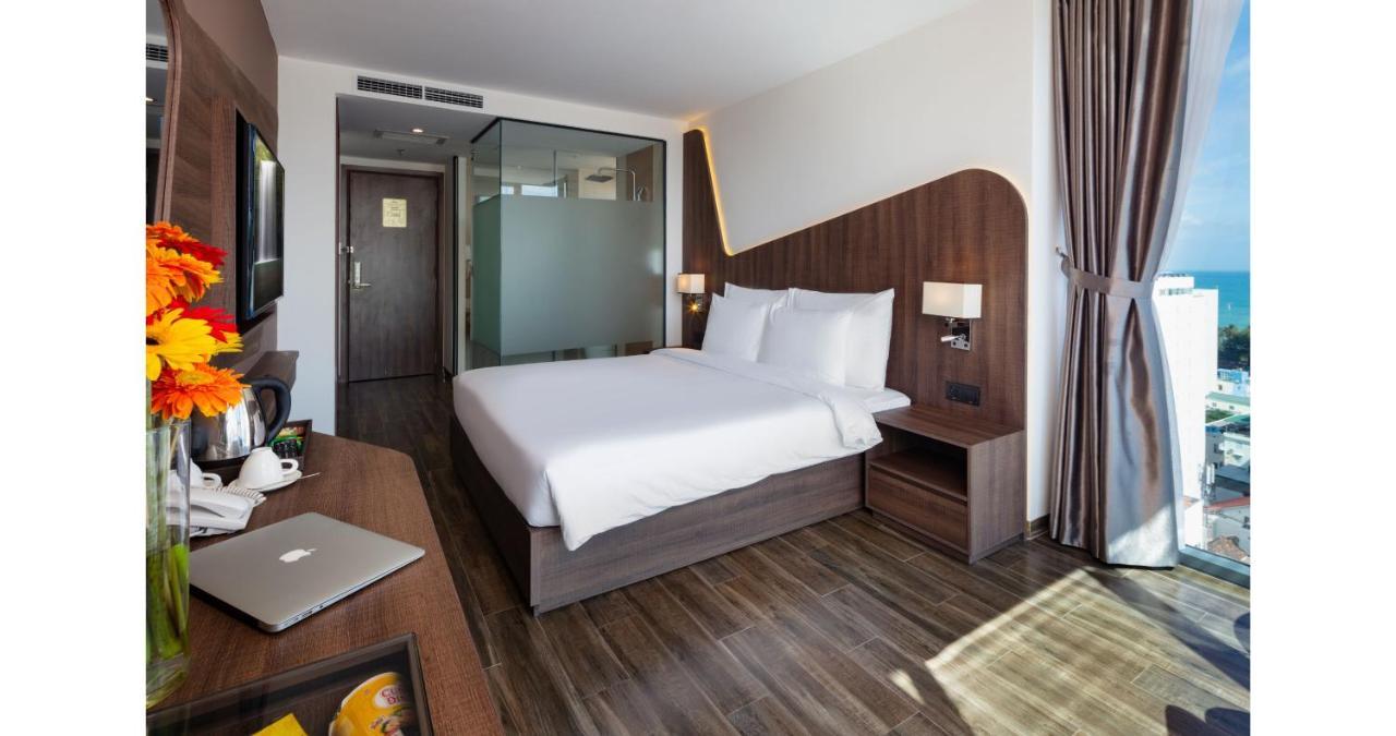 Amber Hotel Managed By Ht Nha Trang Exterior foto